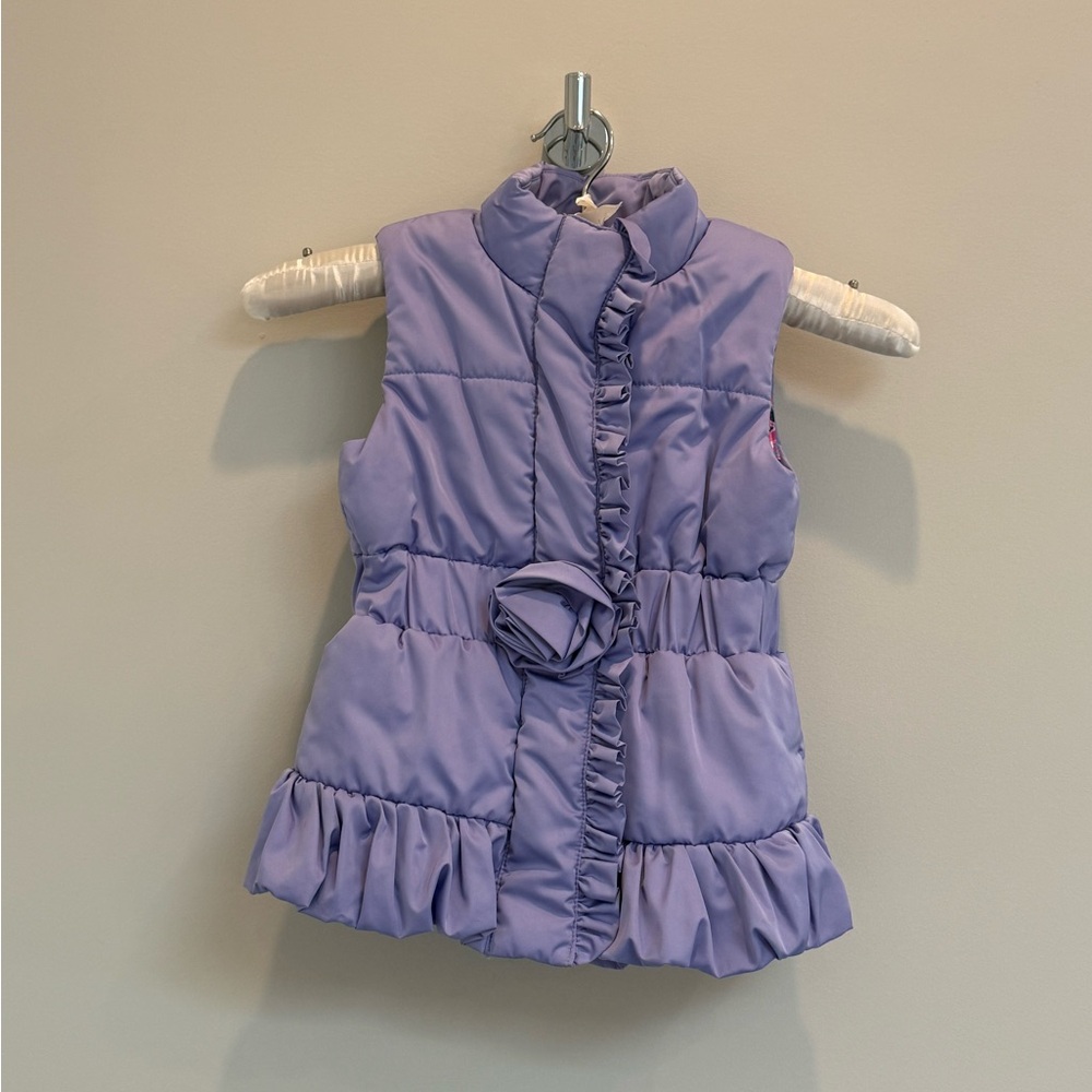 Girls puffy vest, never worn